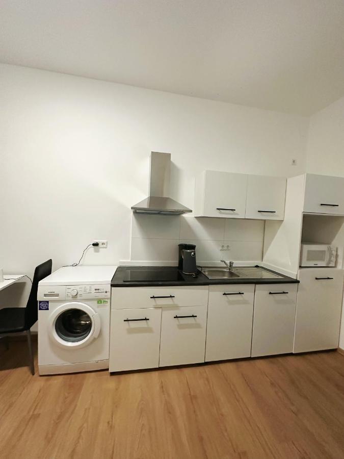 2 Schlafenzimmer Waschmaschine Eller Düsseldorf Exterior foto